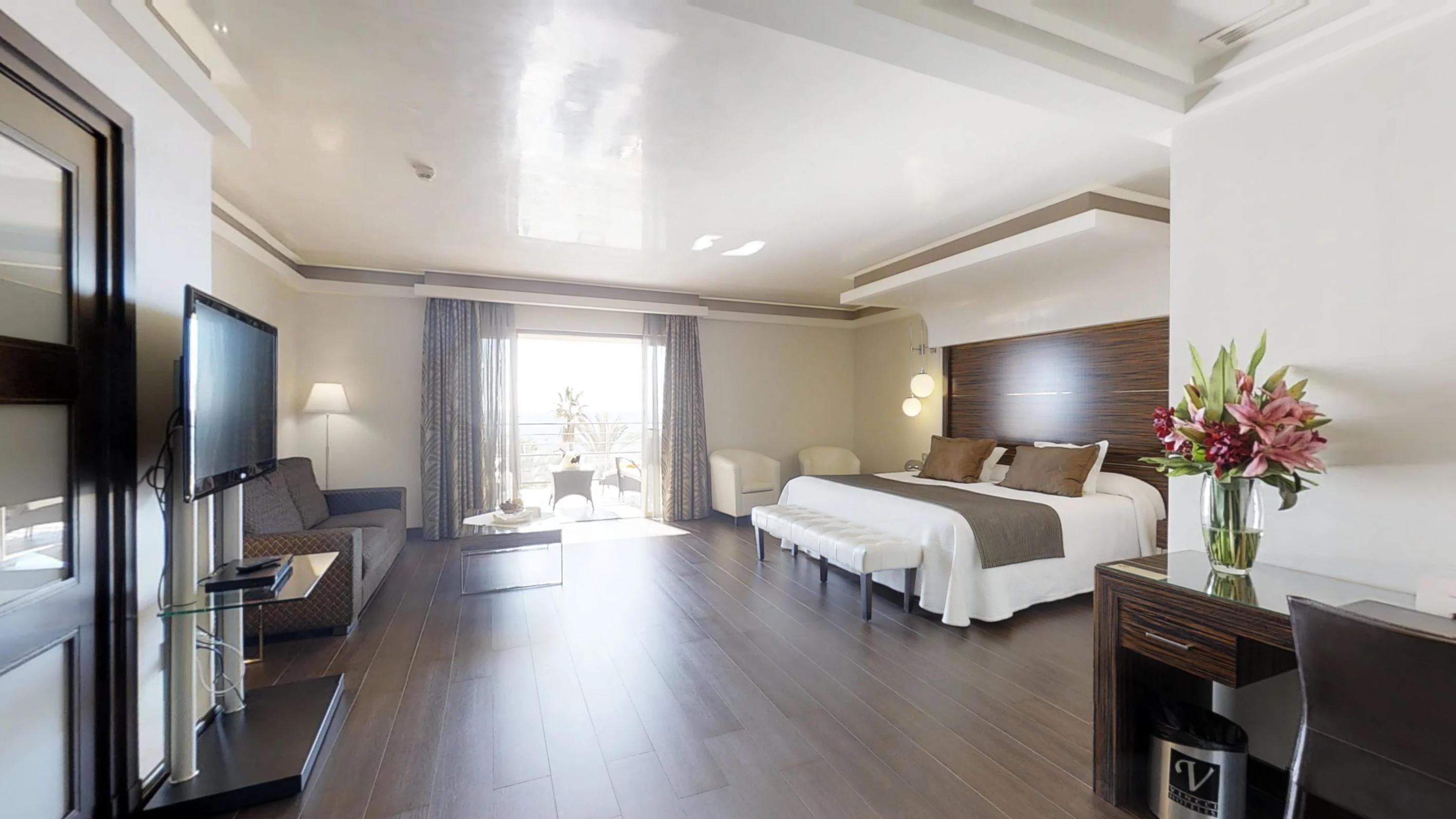 วินซี ซีเล็คชั่น อเลย์ซา โฮเต็ล บูทิก แอนด์ สปา Hotel เบนัลมาเดนา ภายนอก รูปภาพ A room at the hotel