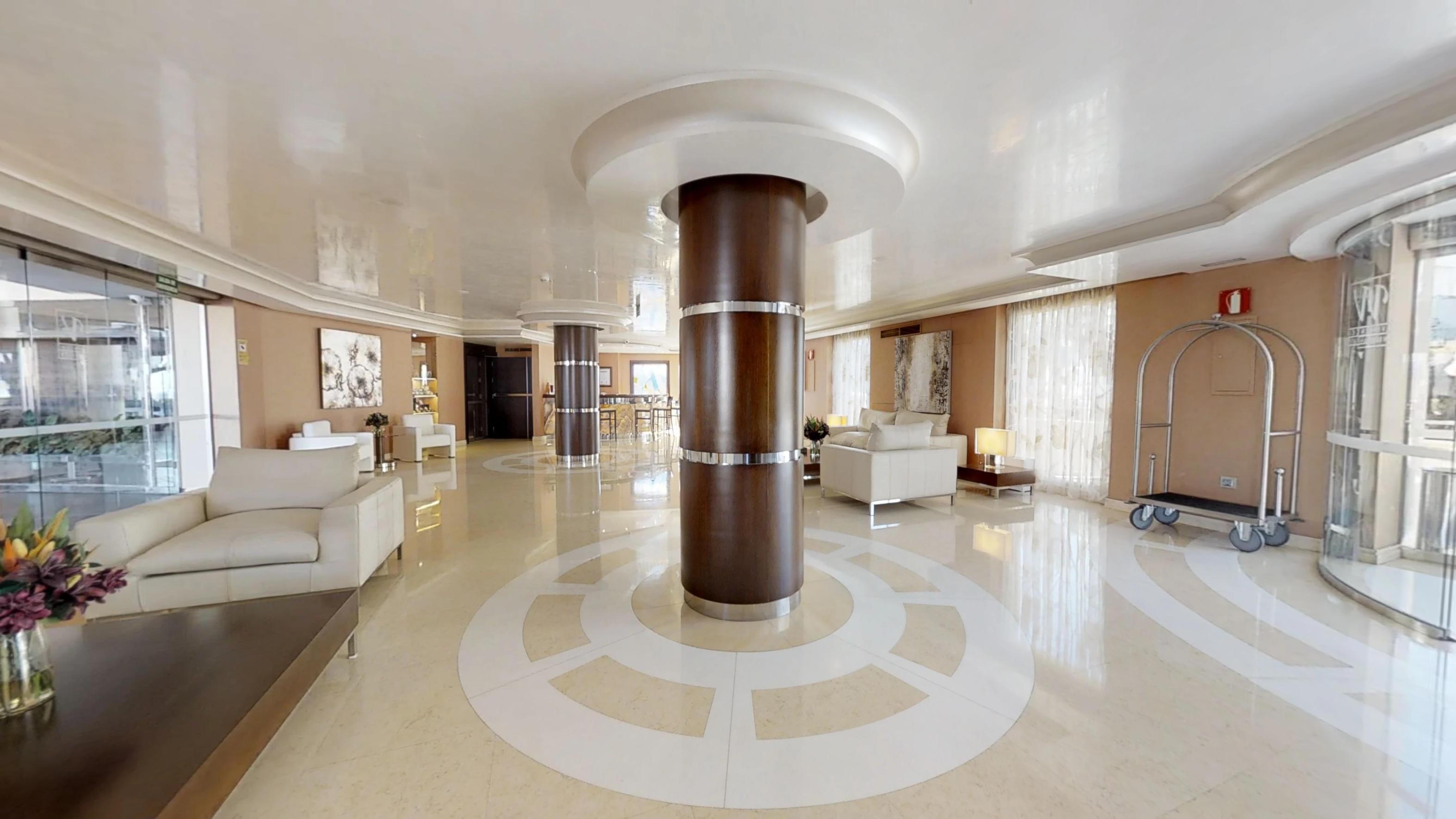 วินซี ซีเล็คชั่น อเลย์ซา โฮเต็ล บูทิก แอนด์ สปา Hotel เบนัลมาเดนา ภายนอก รูปภาพ Lobby